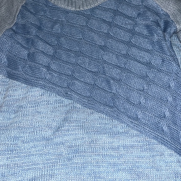 Turtle neck - Picture 2 of 4